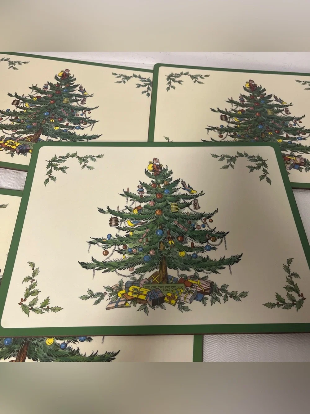 4 pc Set Spode Christmas Tree Cork  Back Placemats Holly Border Classic Elegant